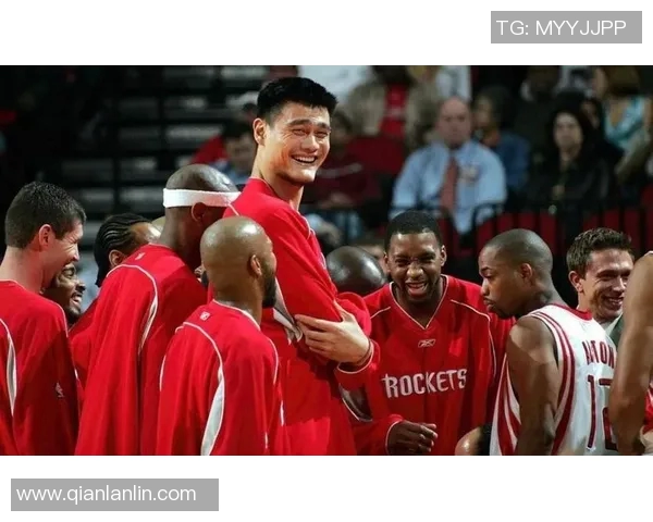 姚明携手中国篮球队挑战巴黎国际赛场展现风采与实力