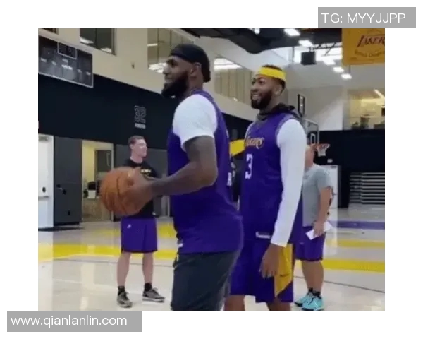 姚明训练录揭秘:从篮球新星到传奇巨人背后的艰辛与坚持 姚明训练录揭秘:从篮球新星到传奇巨人背后的艰辛与坚持