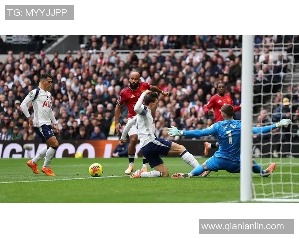 曼联击败热刺,豪取英超冠军之路第一步 曼联击败热刺,豪取英超冠军之路第一步